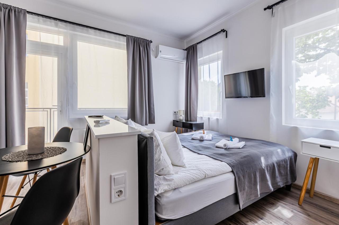 Appartamento Marusius Apartmanház Makó Esterno foto